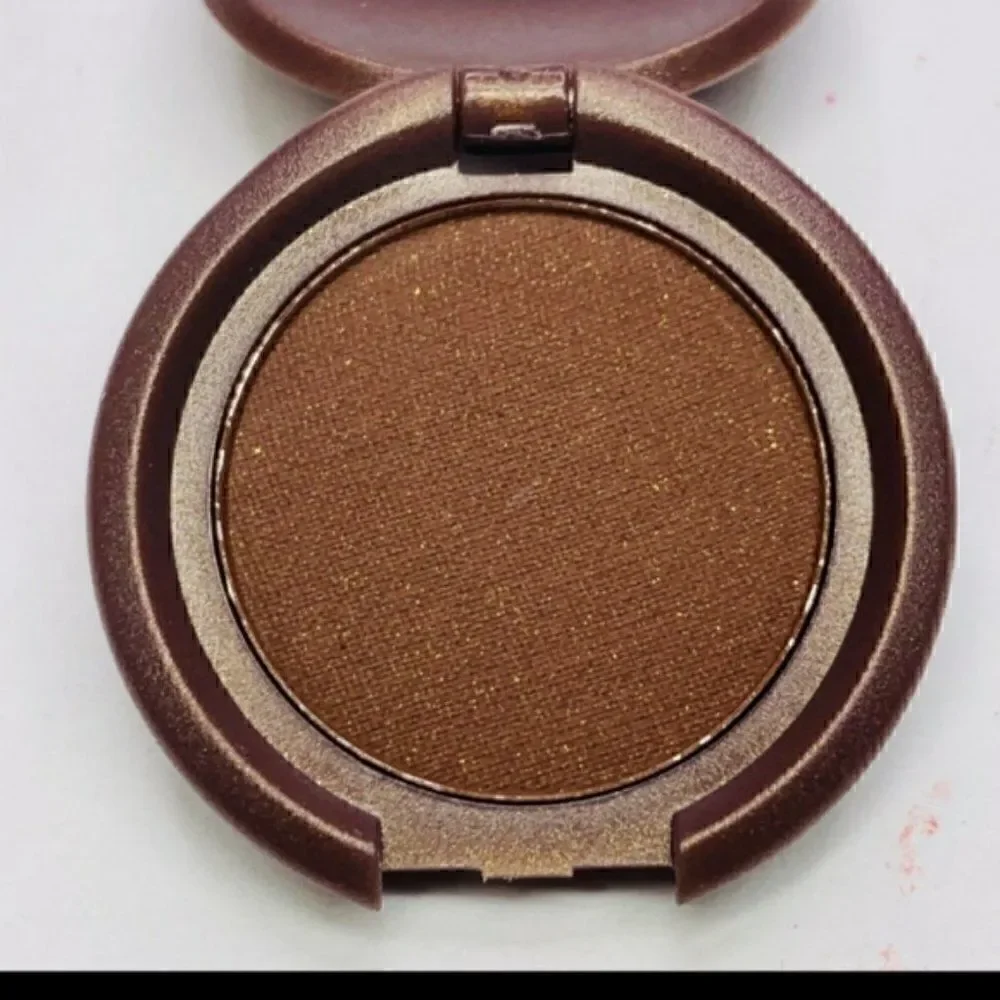 $6💥 IBY Beauty Wonderland Eyeshadow